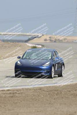 media/Oct-19-2025-Speed Ventures (Sun) [[a6e7fe67be]]/TC B/Session 2 (Outside Grapevine)/